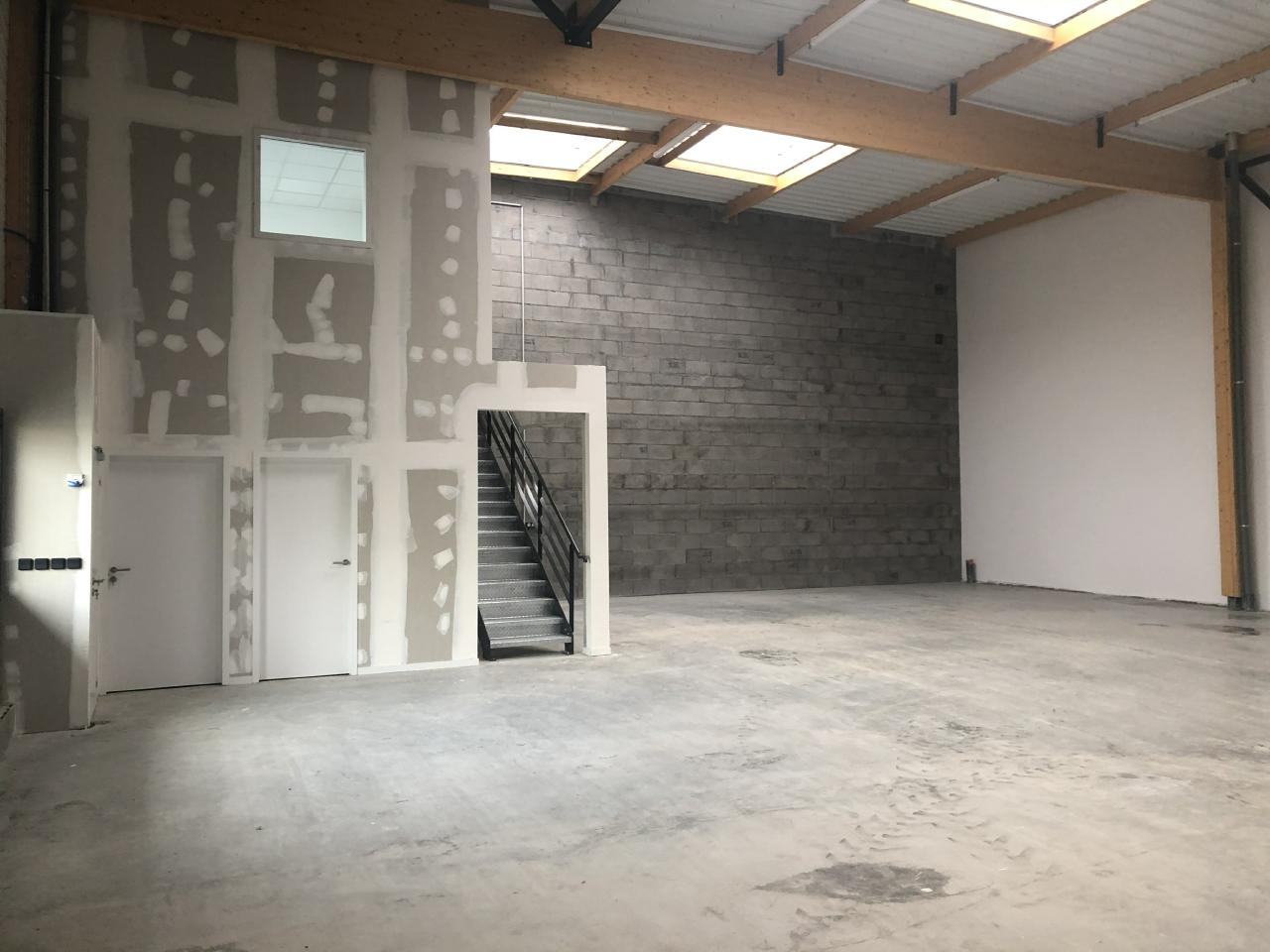 Local d'activité Rennes 266m² Location local d'activité Rennes Ille-et-Vilaine OLACT2532232 1